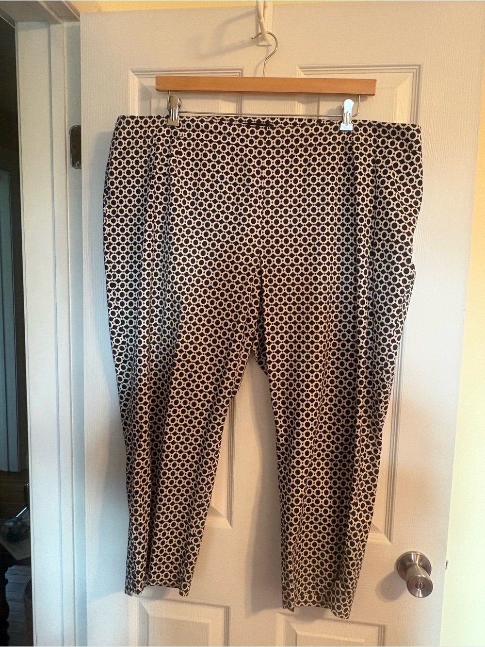 Talbots Black and Cream Patterned Pants